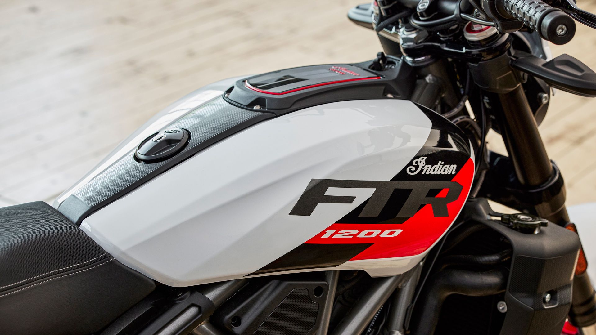 Indian FTR Sport 2023 Detalles (12)
