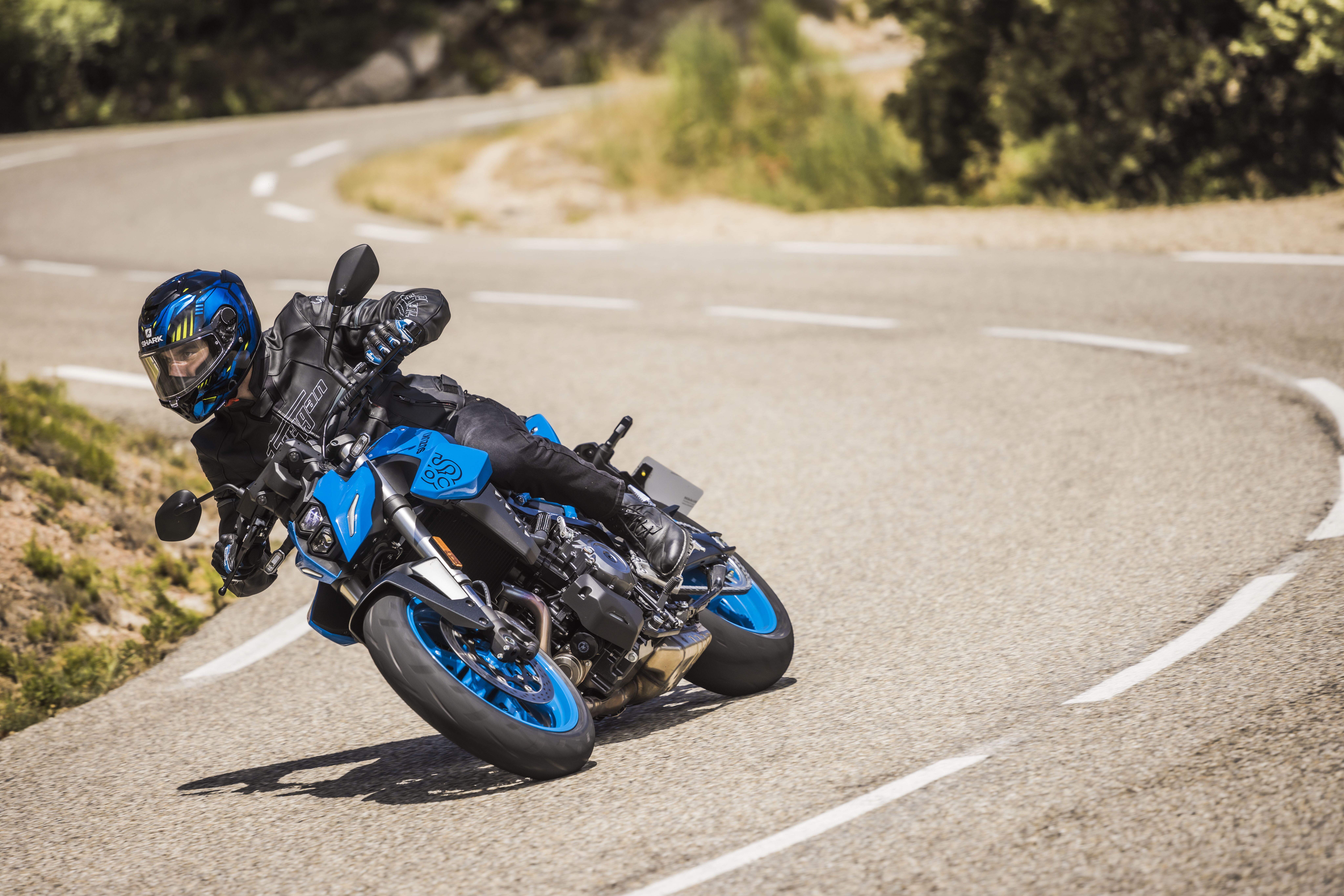 Suzuki GSX 8S (6)