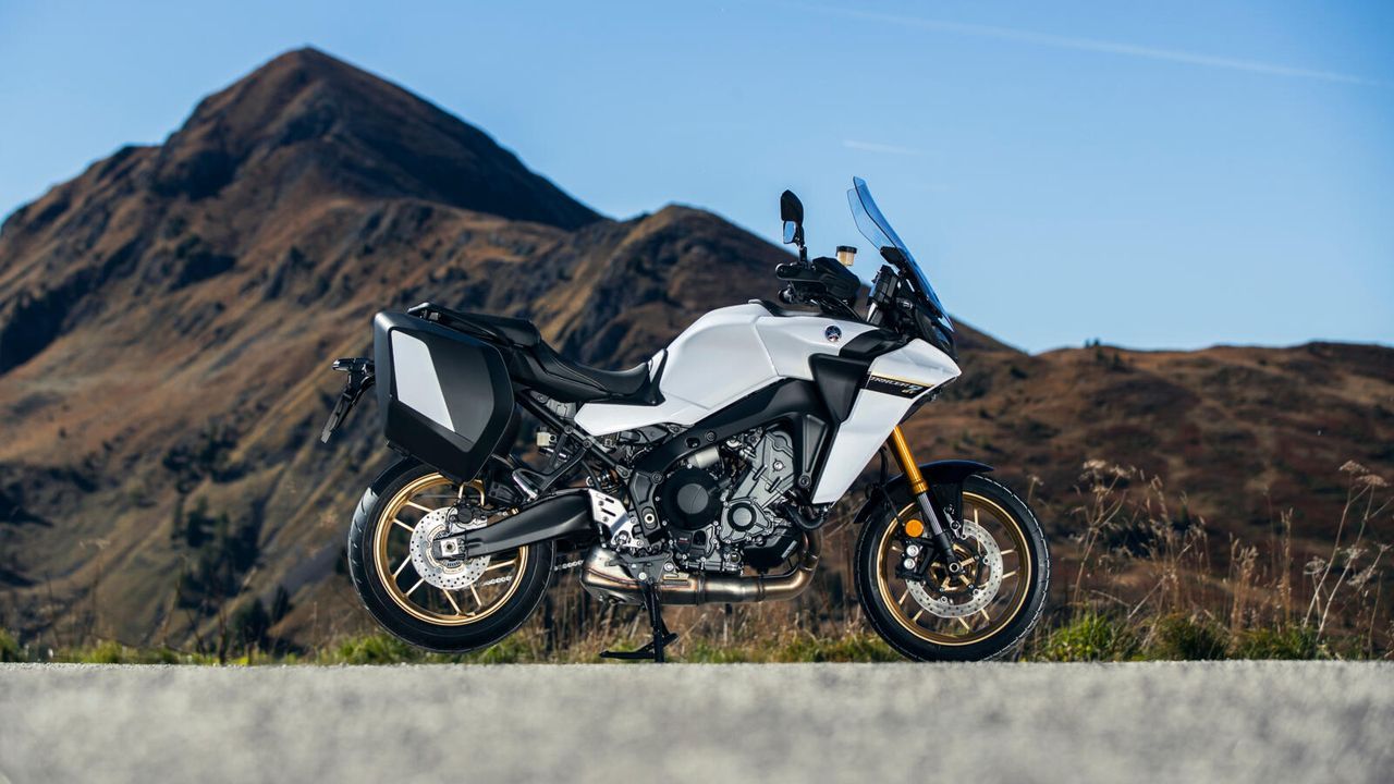 Yamaha Tracer 9 GT+ 2023 17