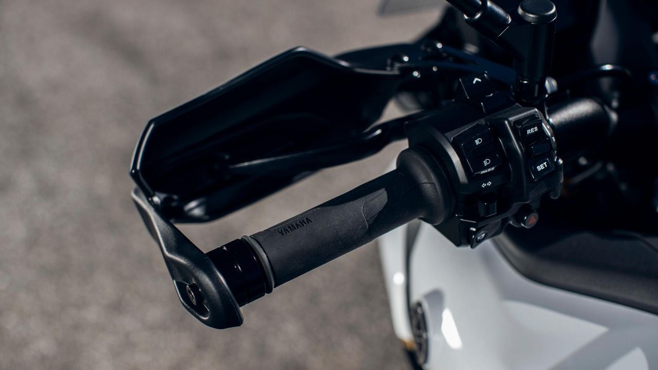 Yamaha Tracer 9 GT+ 2023 22