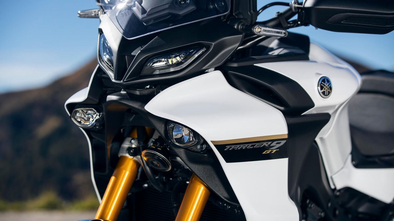 Yamaha Tracer 9 GT+ 2023 25