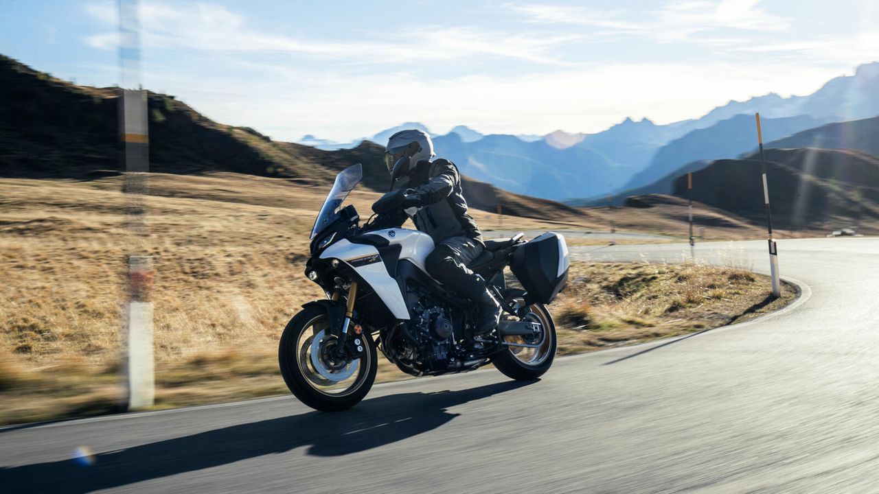 Yamaha Tracer 9 GT+ 2023 32