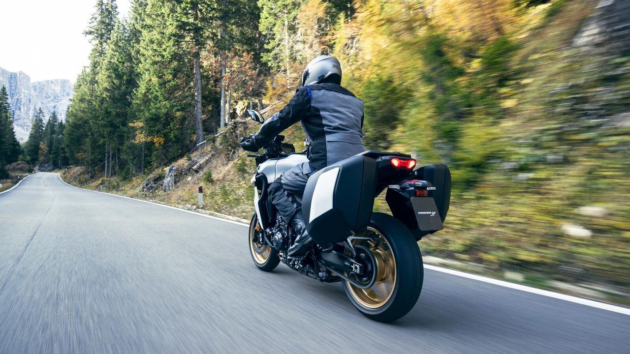 Yamaha Tracer 9 GT+ 2023 35
