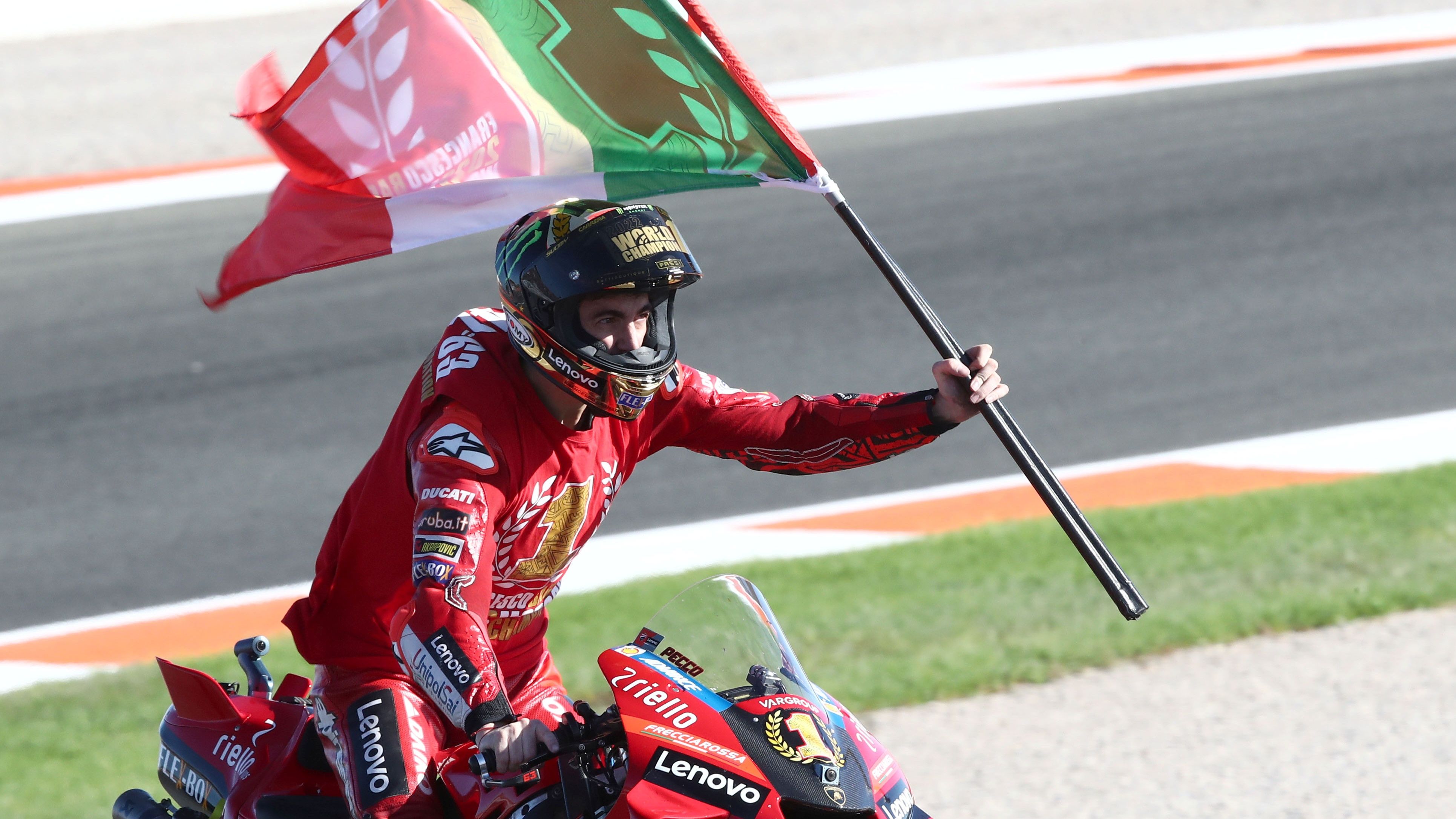 Pecco Bagnaia ha logrado el título mundial número 80 en la historia de Italia