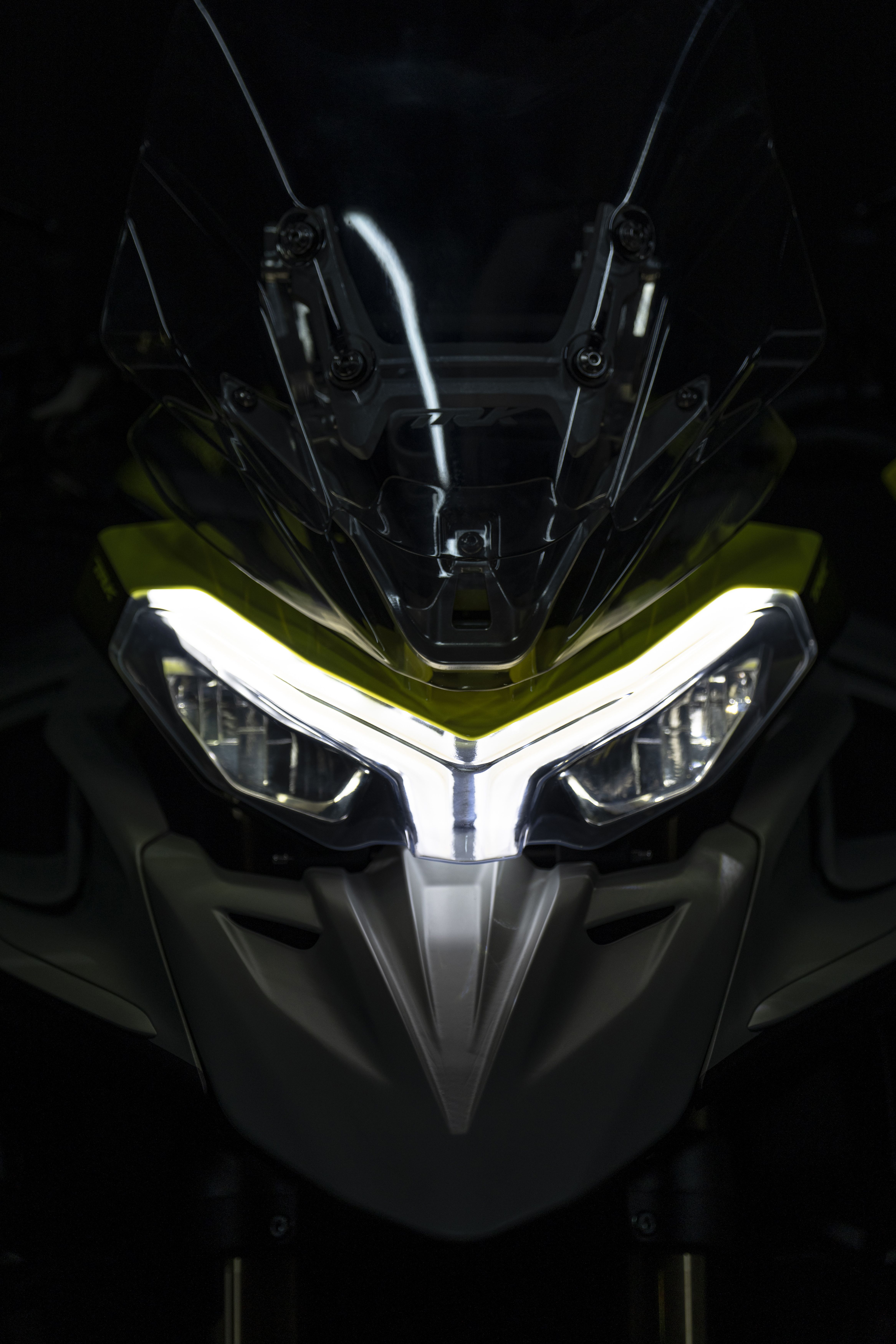 Benelli TRK 880 2023 07