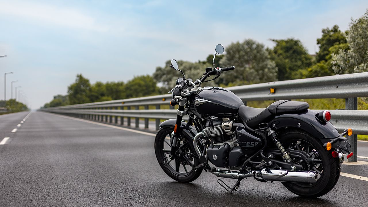 Royal Enfield Super Meteor 650