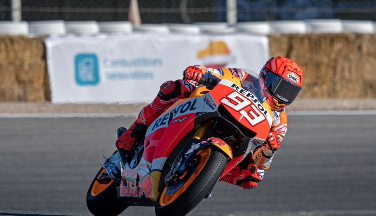Repsol biocombustibles Marquez 15 scaled Repsol biocombustibles Marquez 15 scaled