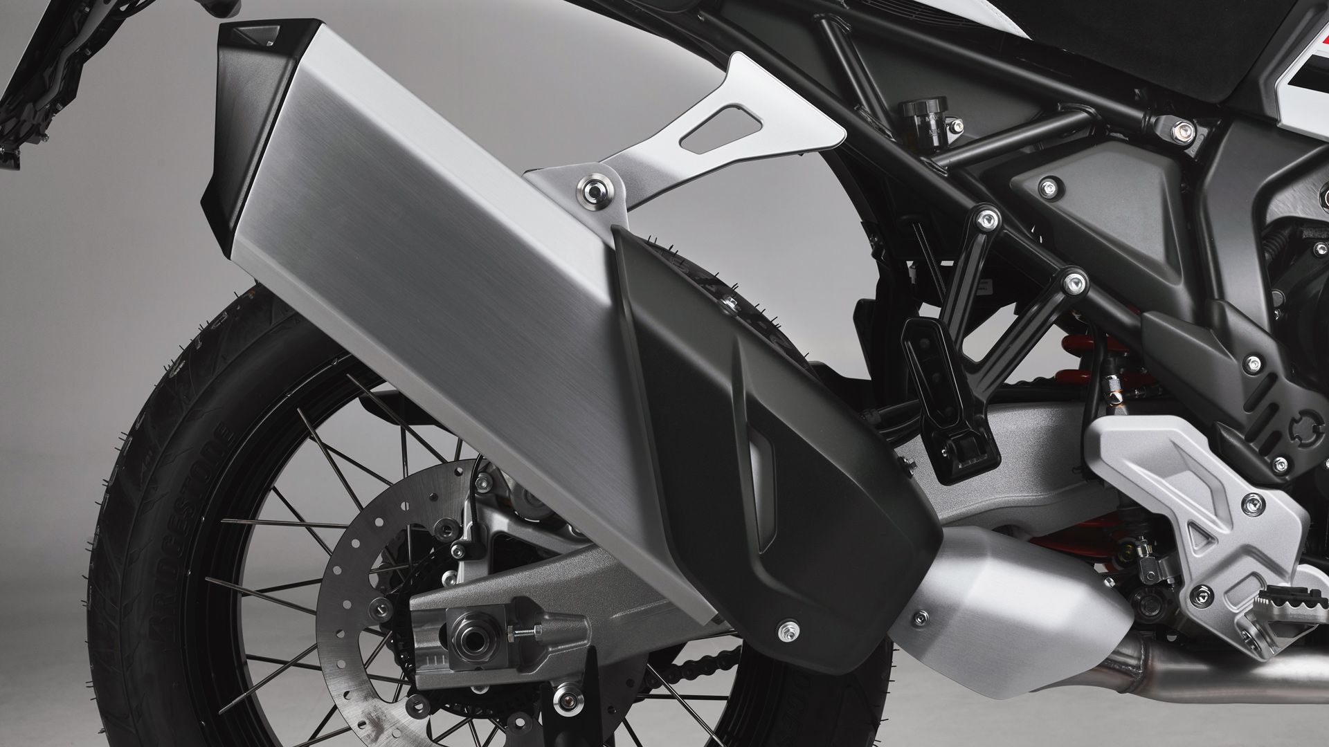 MV Agusta Lucky Explorer 9 5 Detalles (29)