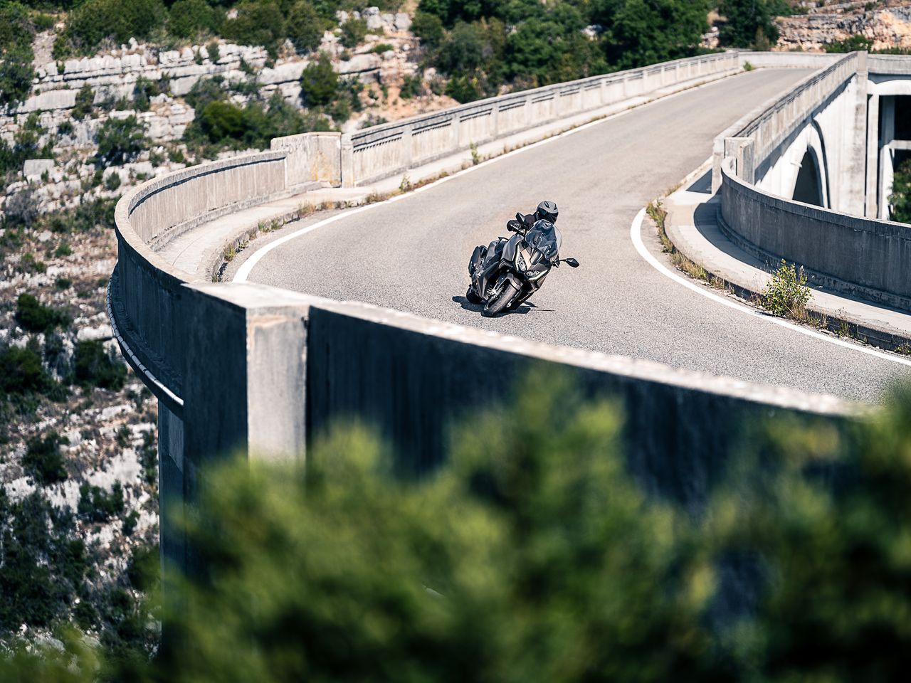 Kymco AK 550 premium 2023 26