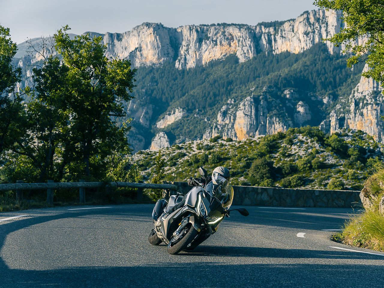 Kymco AK 550 premium 2023 46