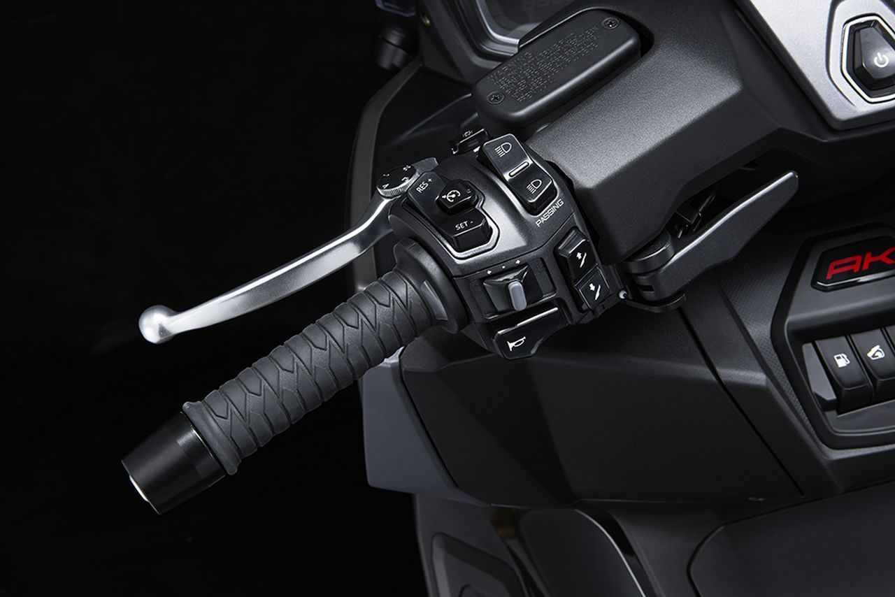 Kymco AK 550 premium 2023 88