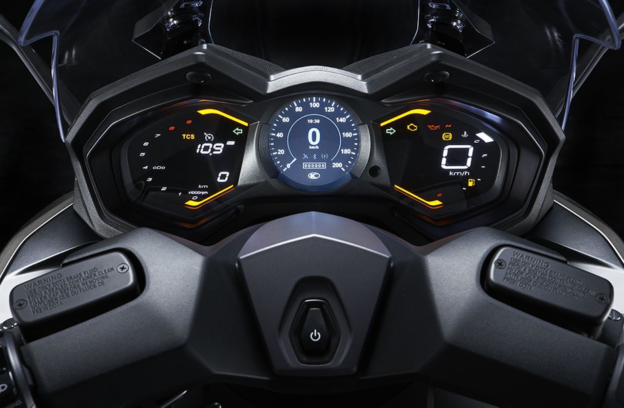 Kymco AK 550 premium 2023 102