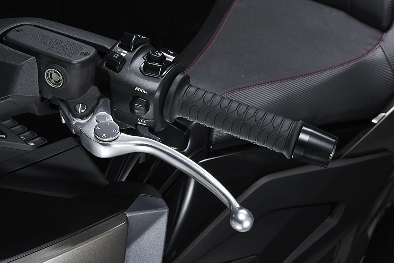Kymco AK 550 premium 2023 110