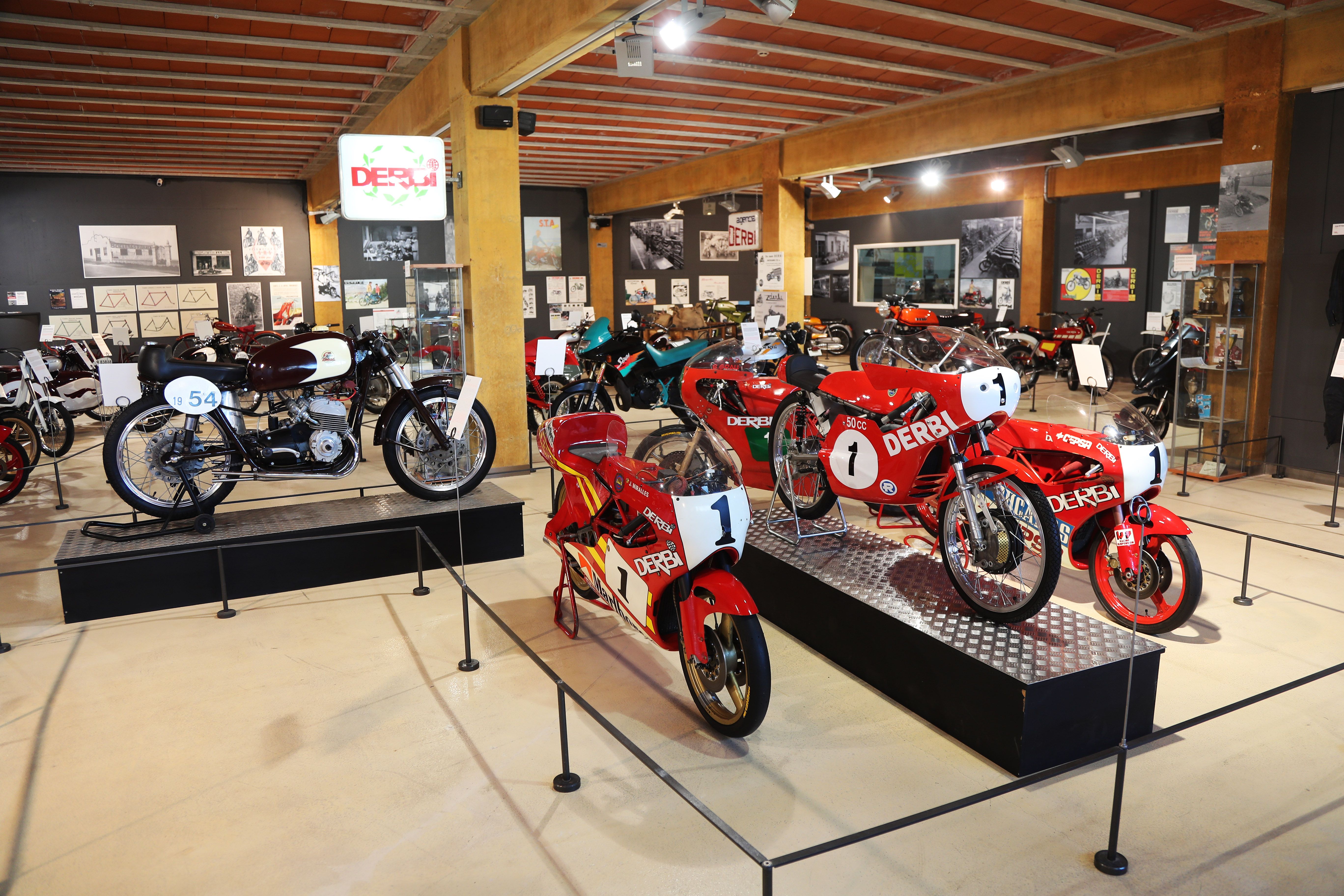 El Museo Moto Bassella se suma al centenario Rabasa - Derbi con una exposición temática de la marca