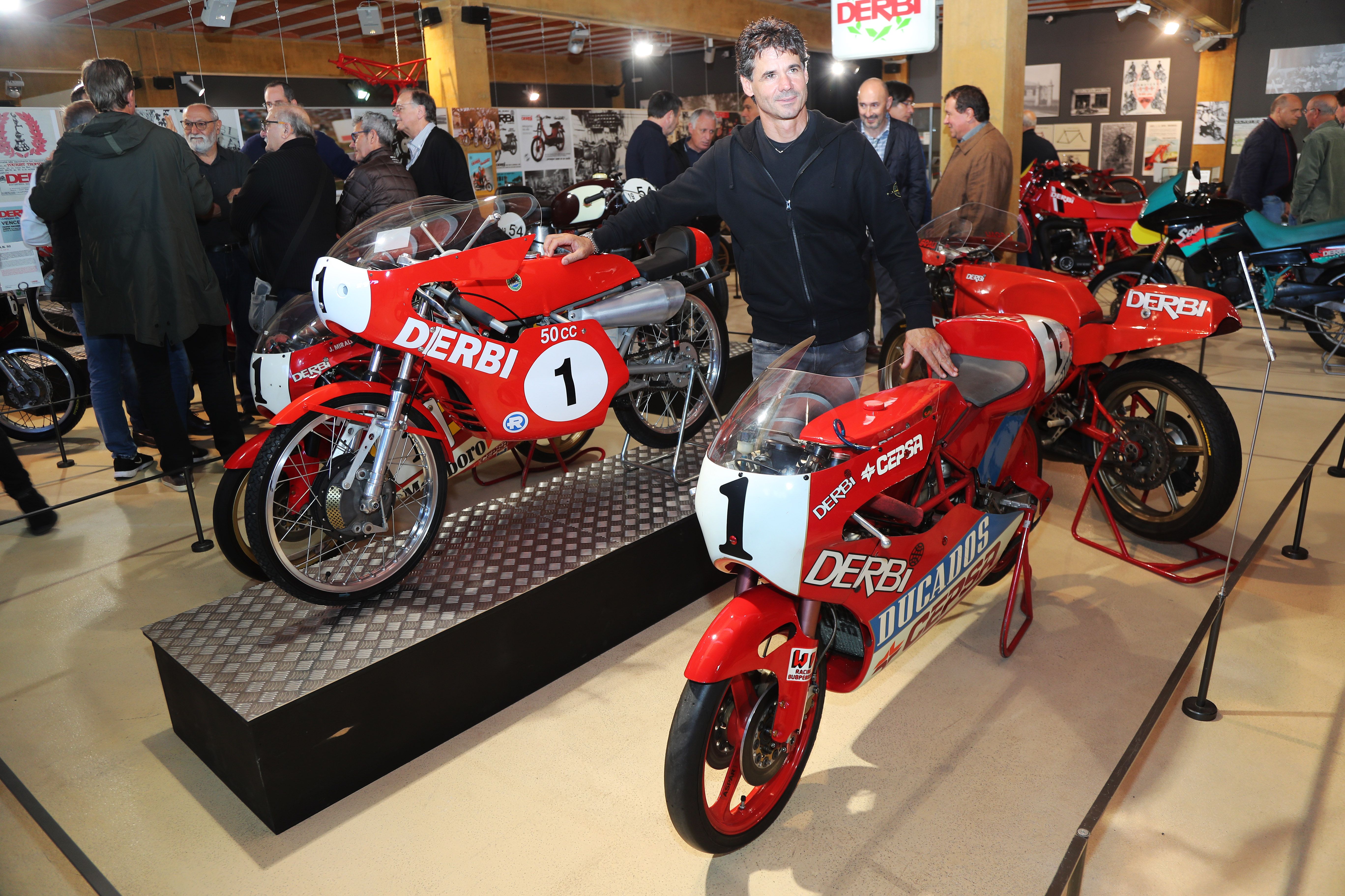  Exposición "+ DERBI, de las calles a los circuitos" Museo Moto Bassella