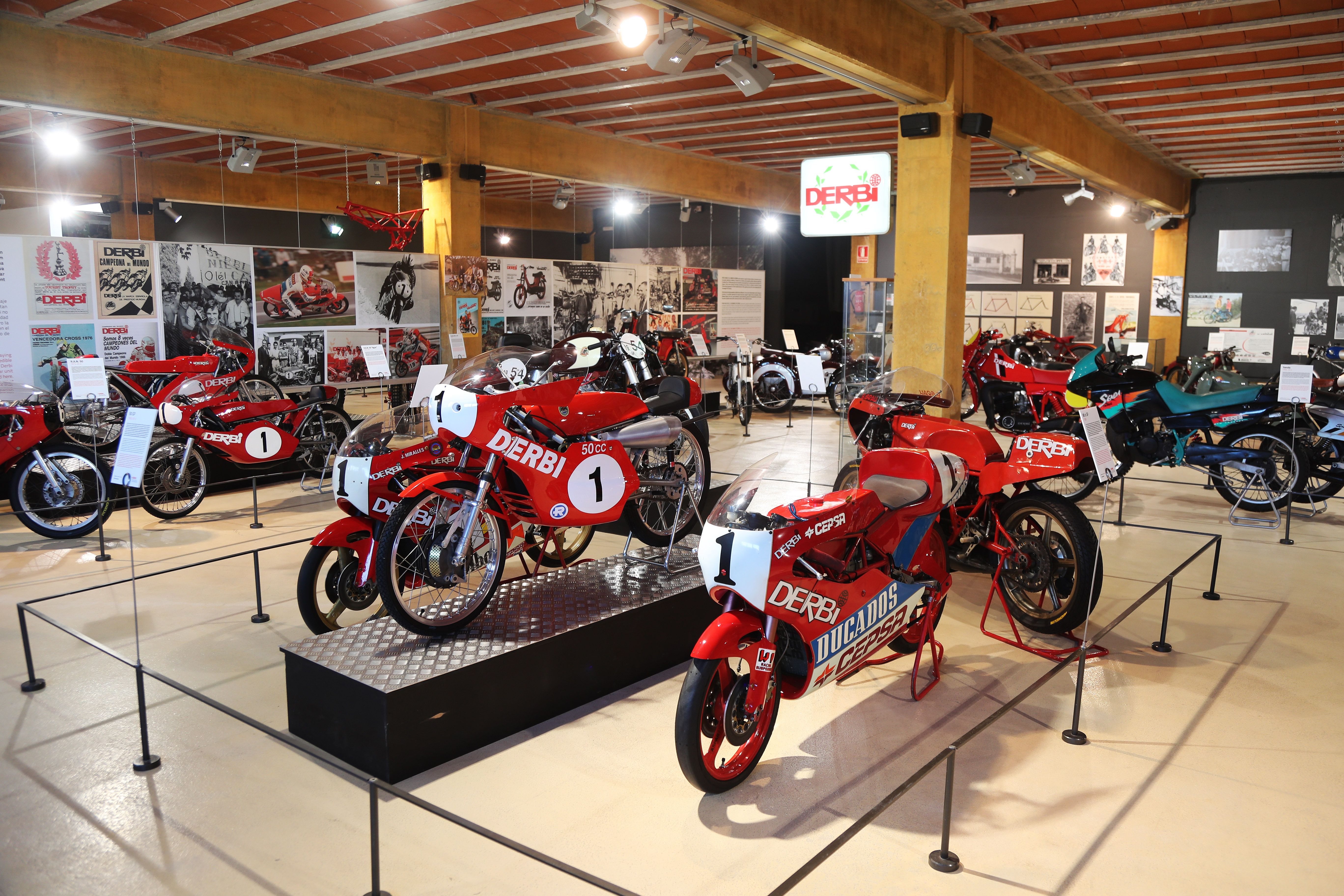  Exposición "+ DERBI, de las calles a los circuitos" Museo Moto Bassella