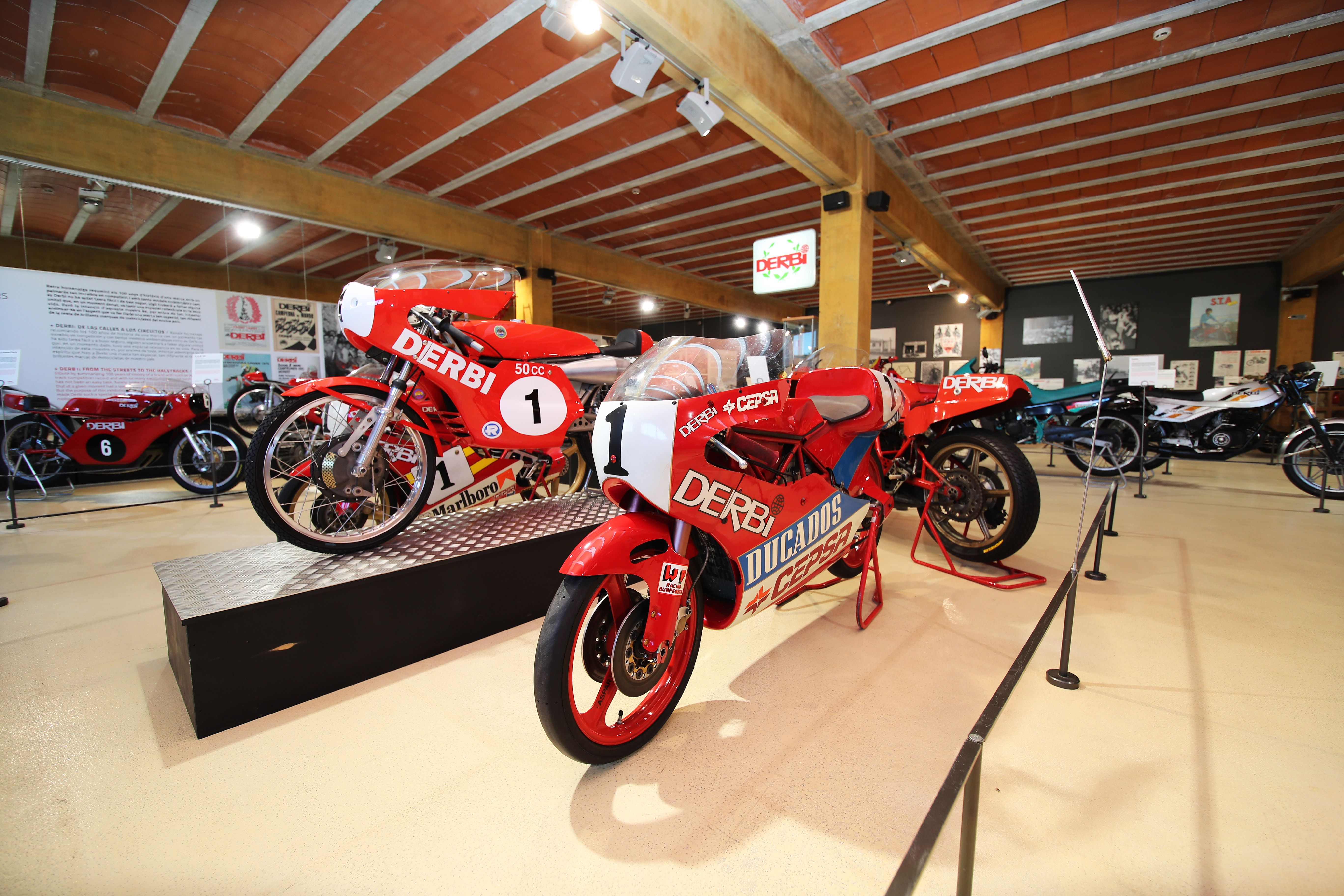  Exposición "+ DERBI, de las calles a los circuitos" Museo Moto Bassella