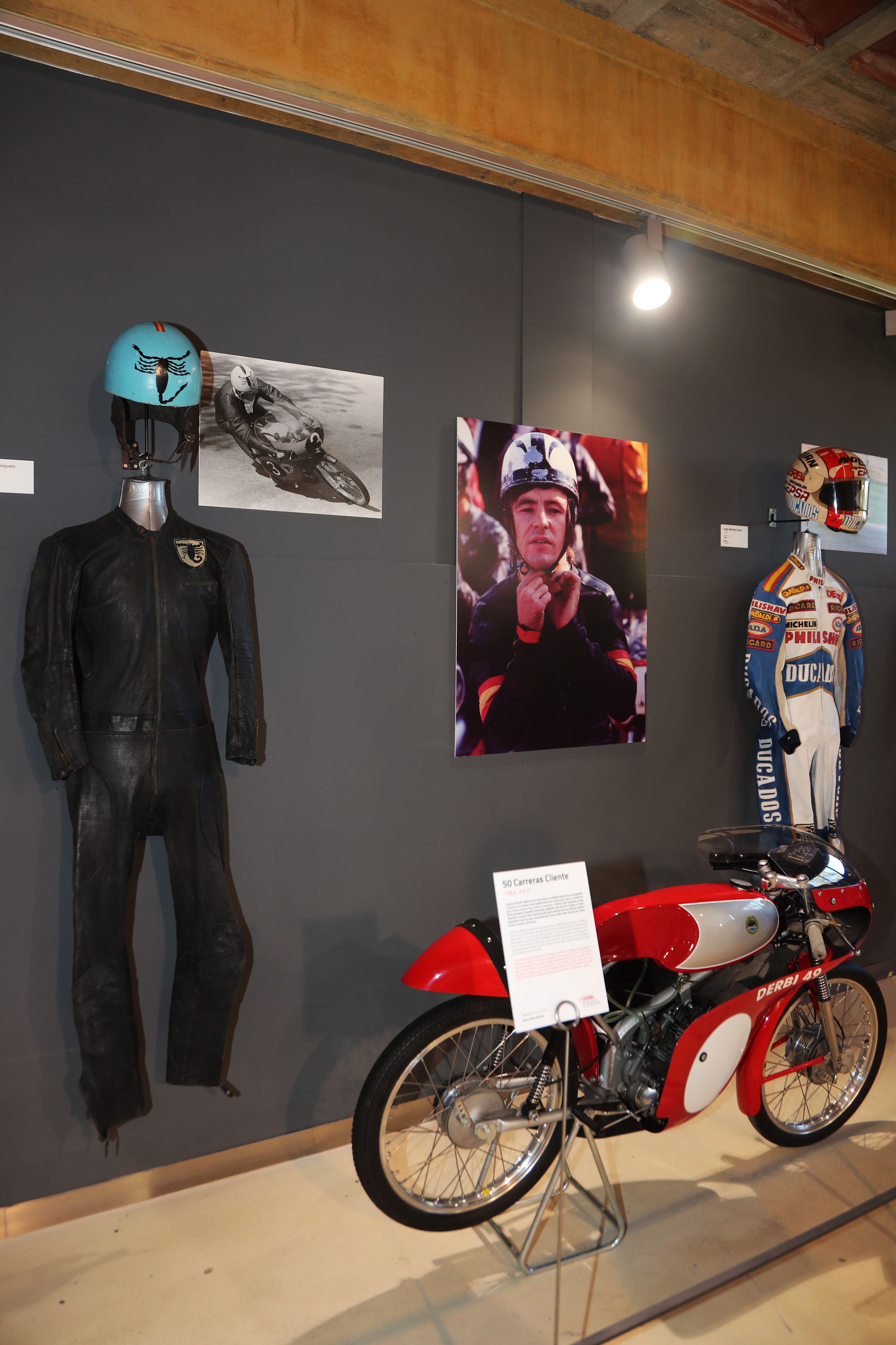  Exposición "+ DERBI, de las calles a los circuitos" Museo Moto Bassella