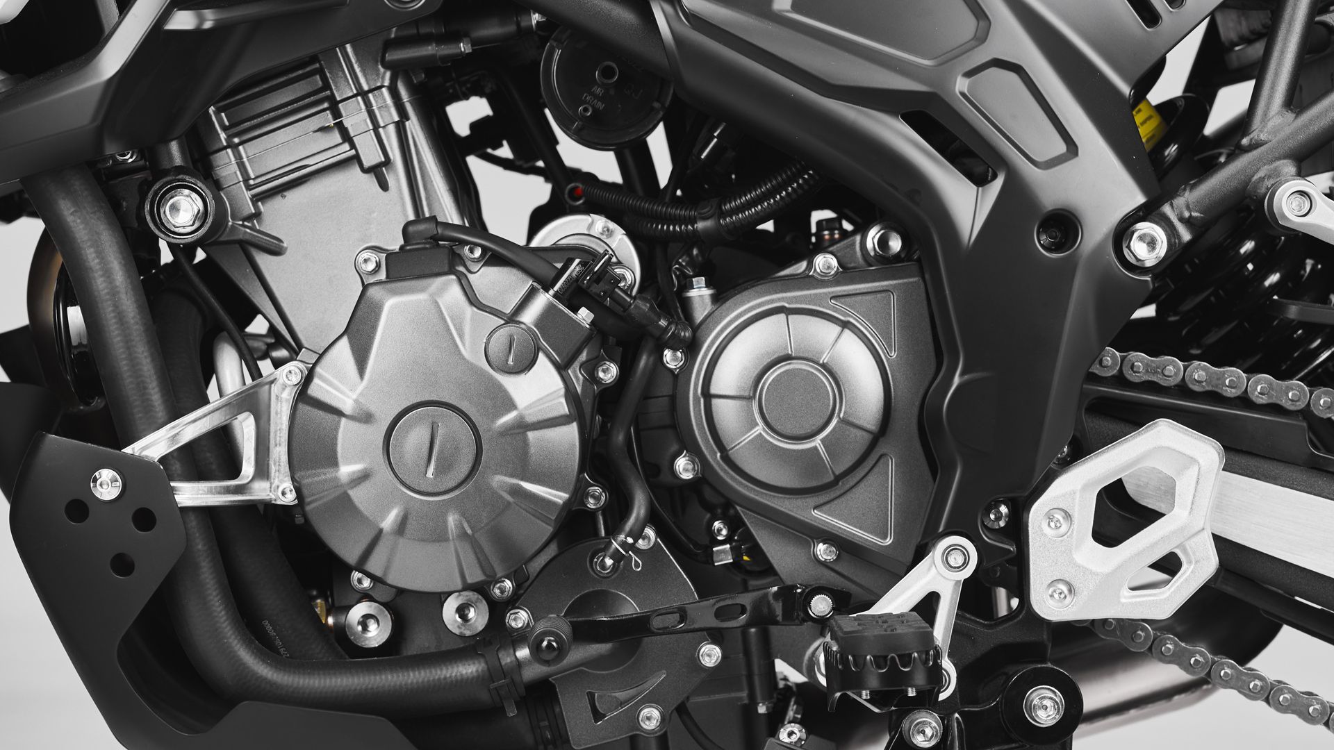 MV Agusta Lucky Explorer 5 5 Detalles (35)