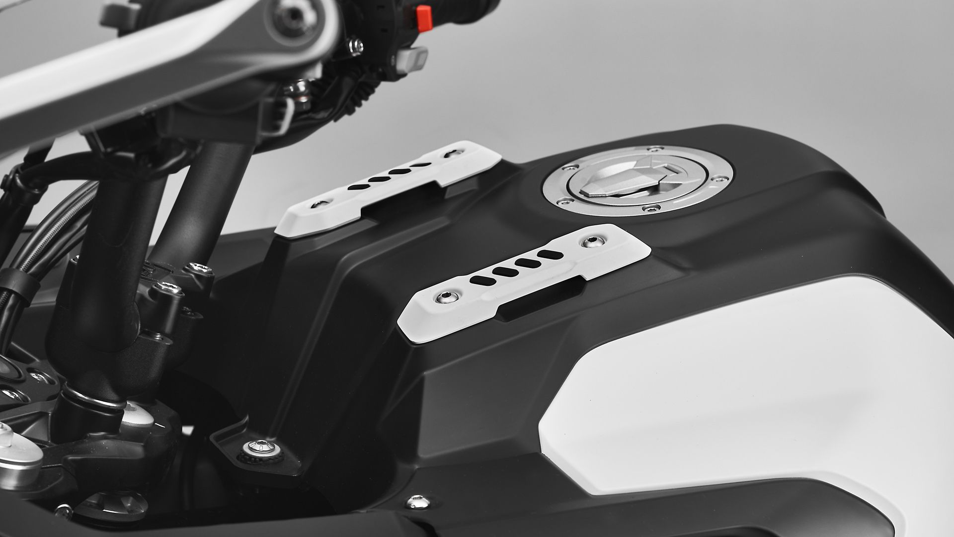 MV Agusta Lucky Explorer 5 5 Detalles (36)