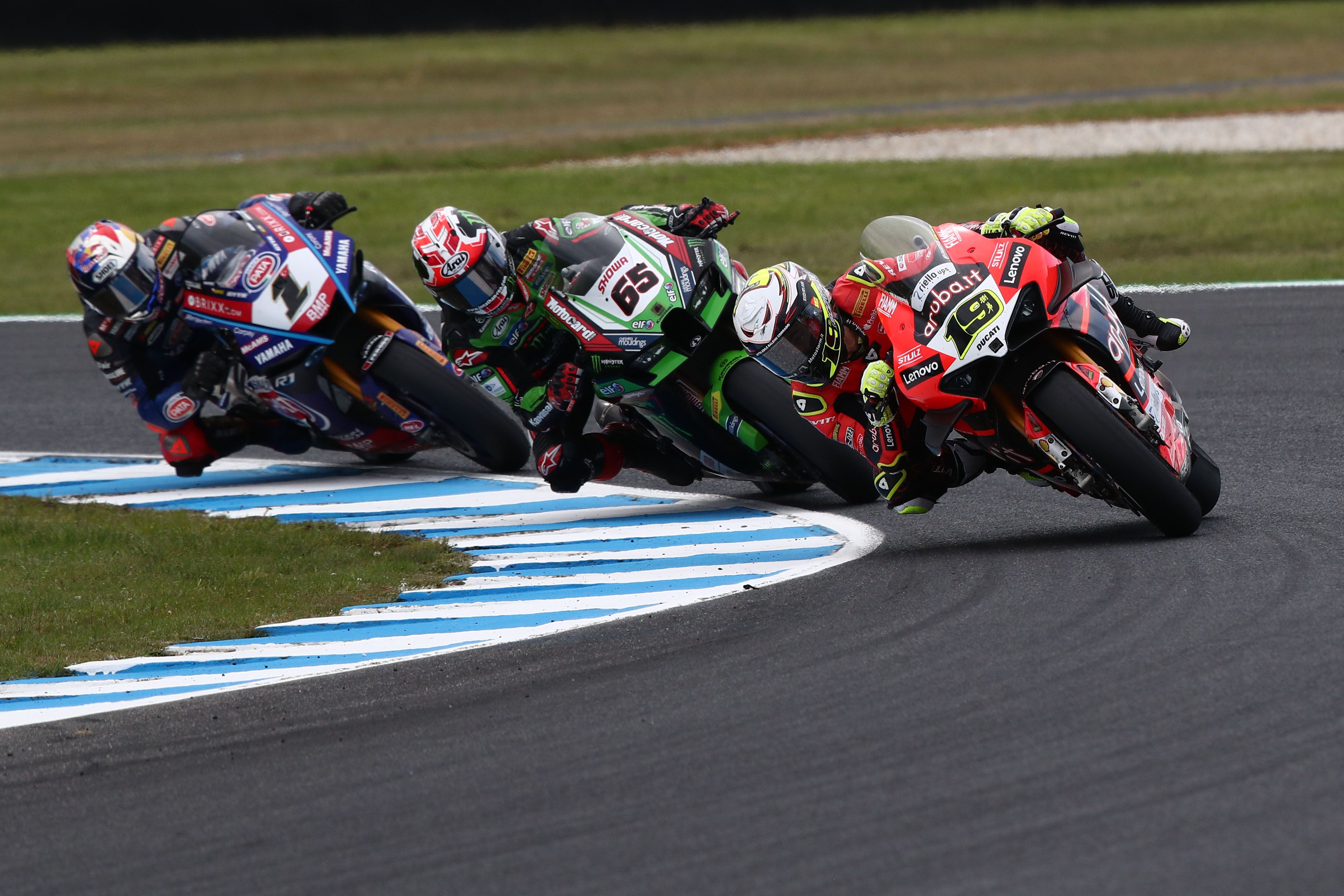 Álvaro Bautista comanda ante Jonathan Rea y Toprak Razgatlioglu, WSBK Australia 2022