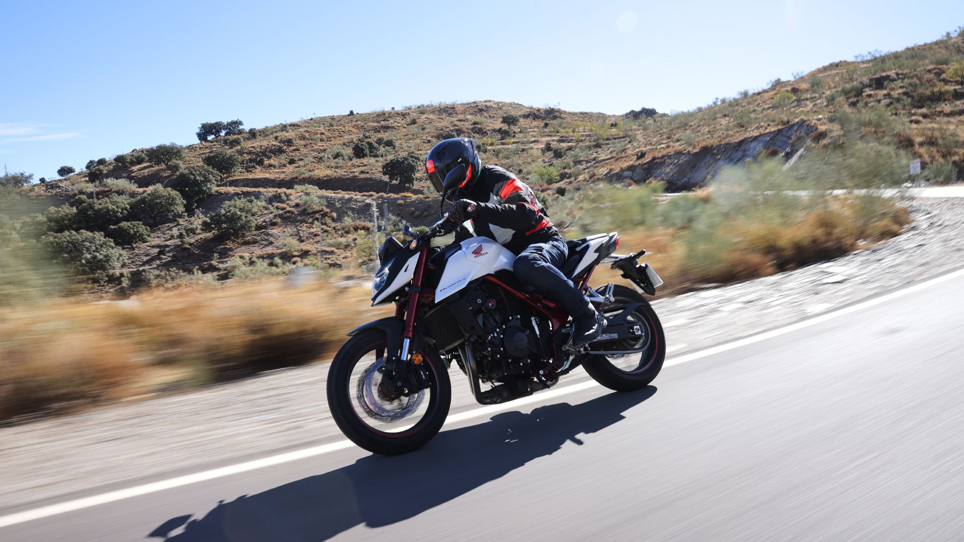 Honda CB750 Hornet 2023 Accion (35)