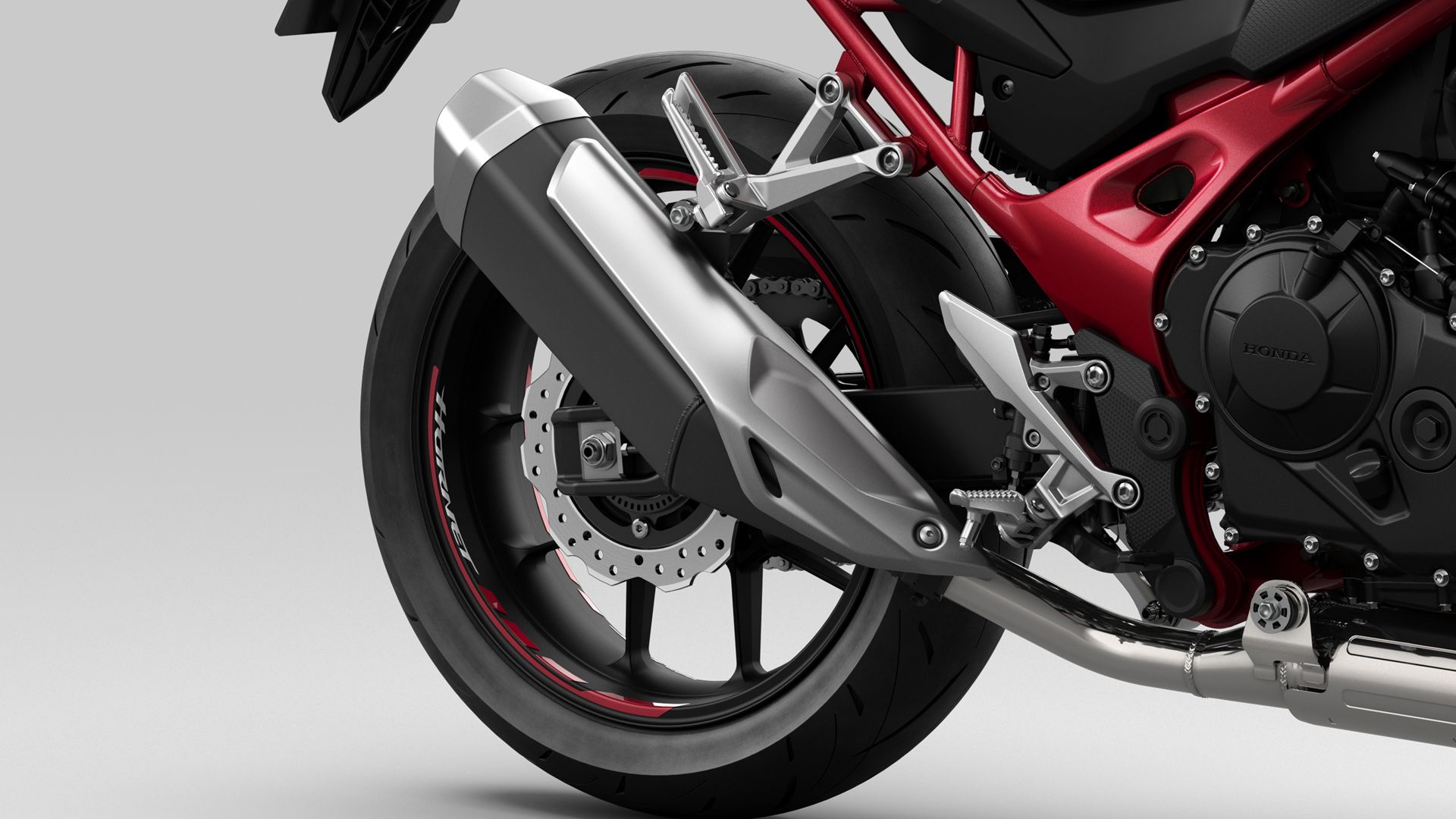 Honda CB750 Hornet 2023 Detalles (1)