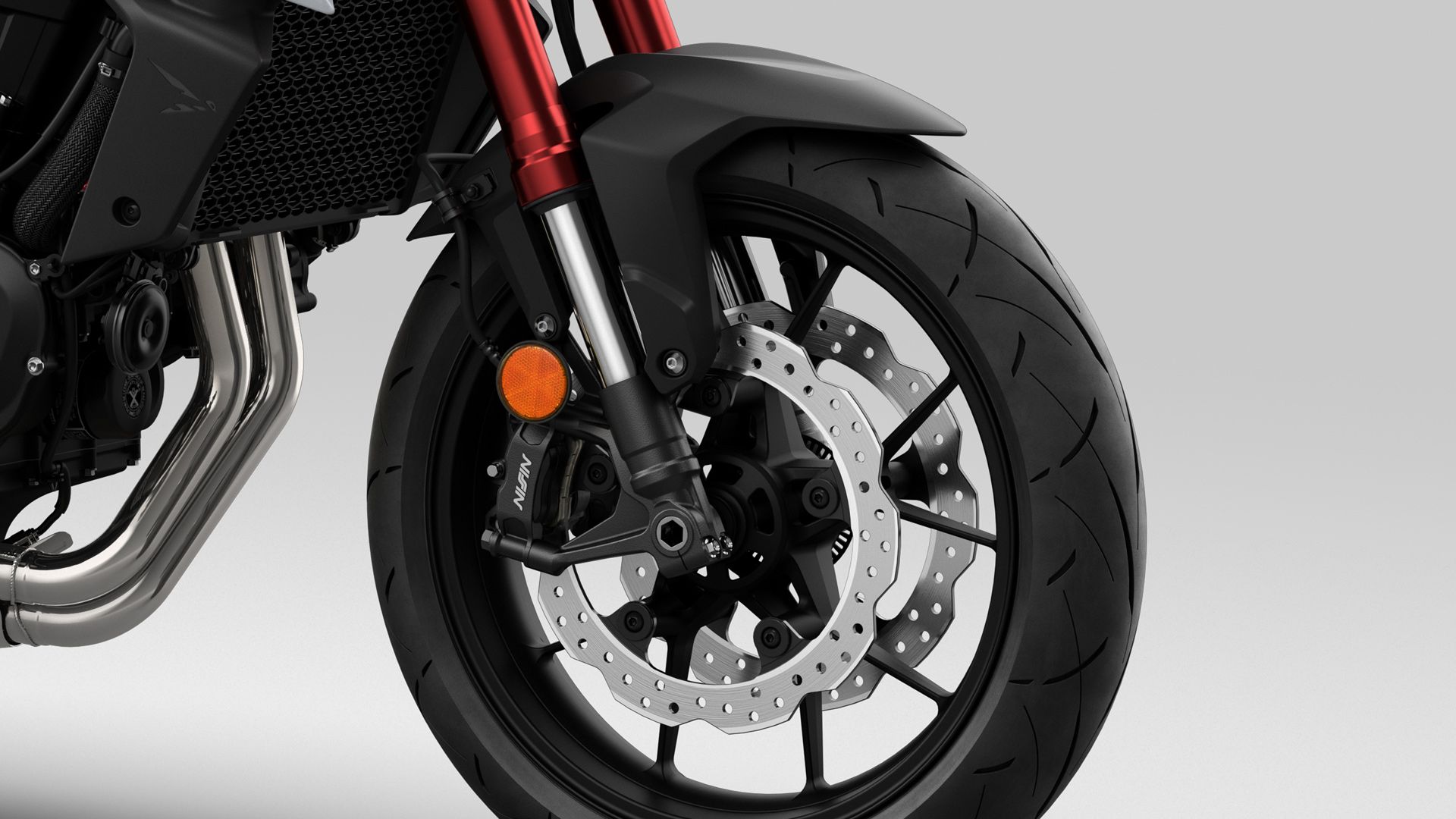 Honda CB750 Hornet 2023 Detalles (3)