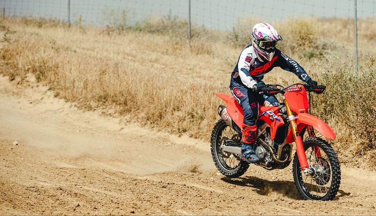 Test suspensiones Öhlins para Honda CRF 250.