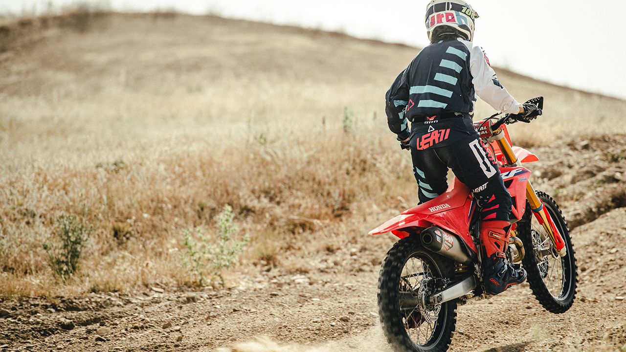 Test suspensiones Öhlins para Honda CRF 250.