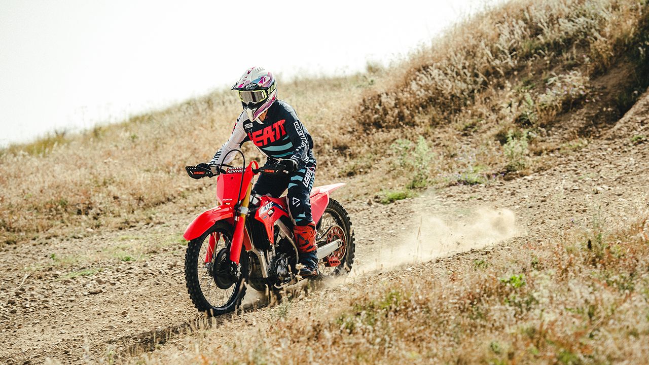 Test suspensiones Öhlins para Honda CRF 250.