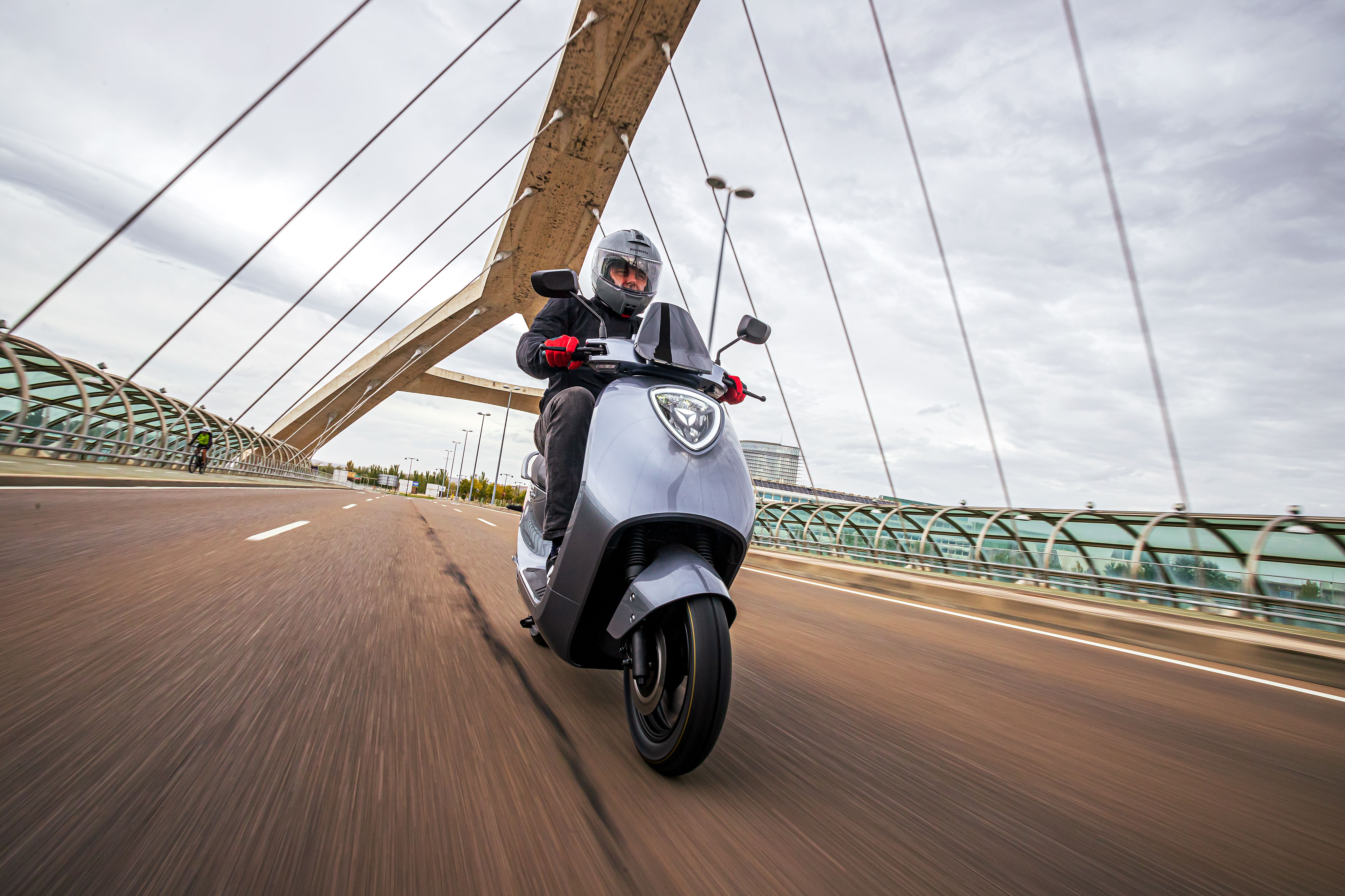 YADEA scooters eléctricos