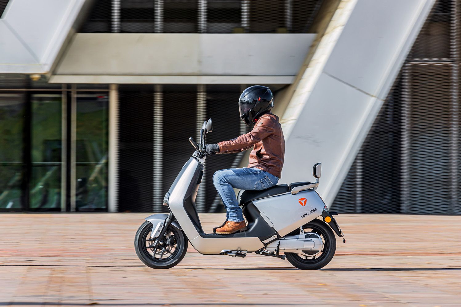 Yadea G5S   YADEA scooters eléctricos