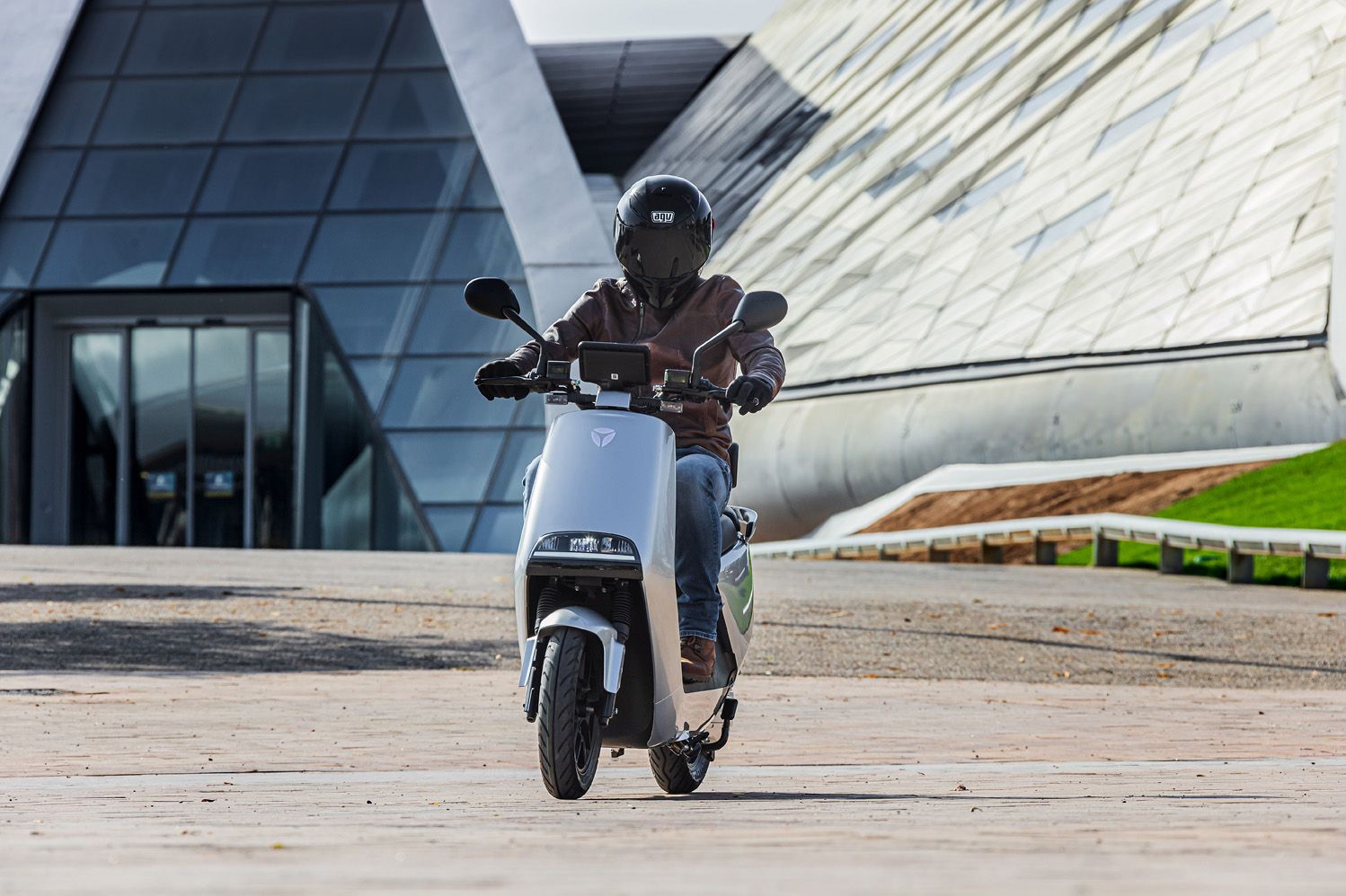 Yadea G5S  YADEA scooters eléctricos