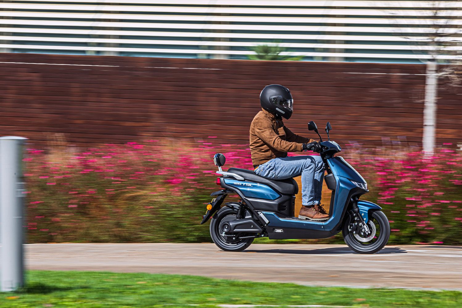 Yadea T9L  YADEA scooters eléctricos
