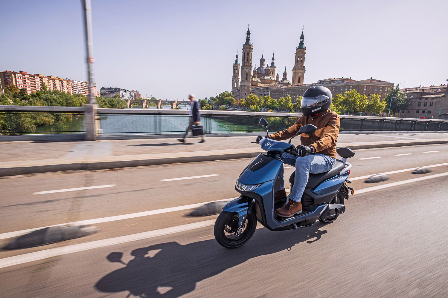 Yadea T9L   YADEA scooters eléctricos