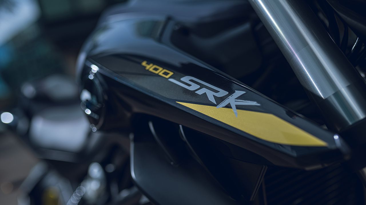 QJ Motor SRK 400.