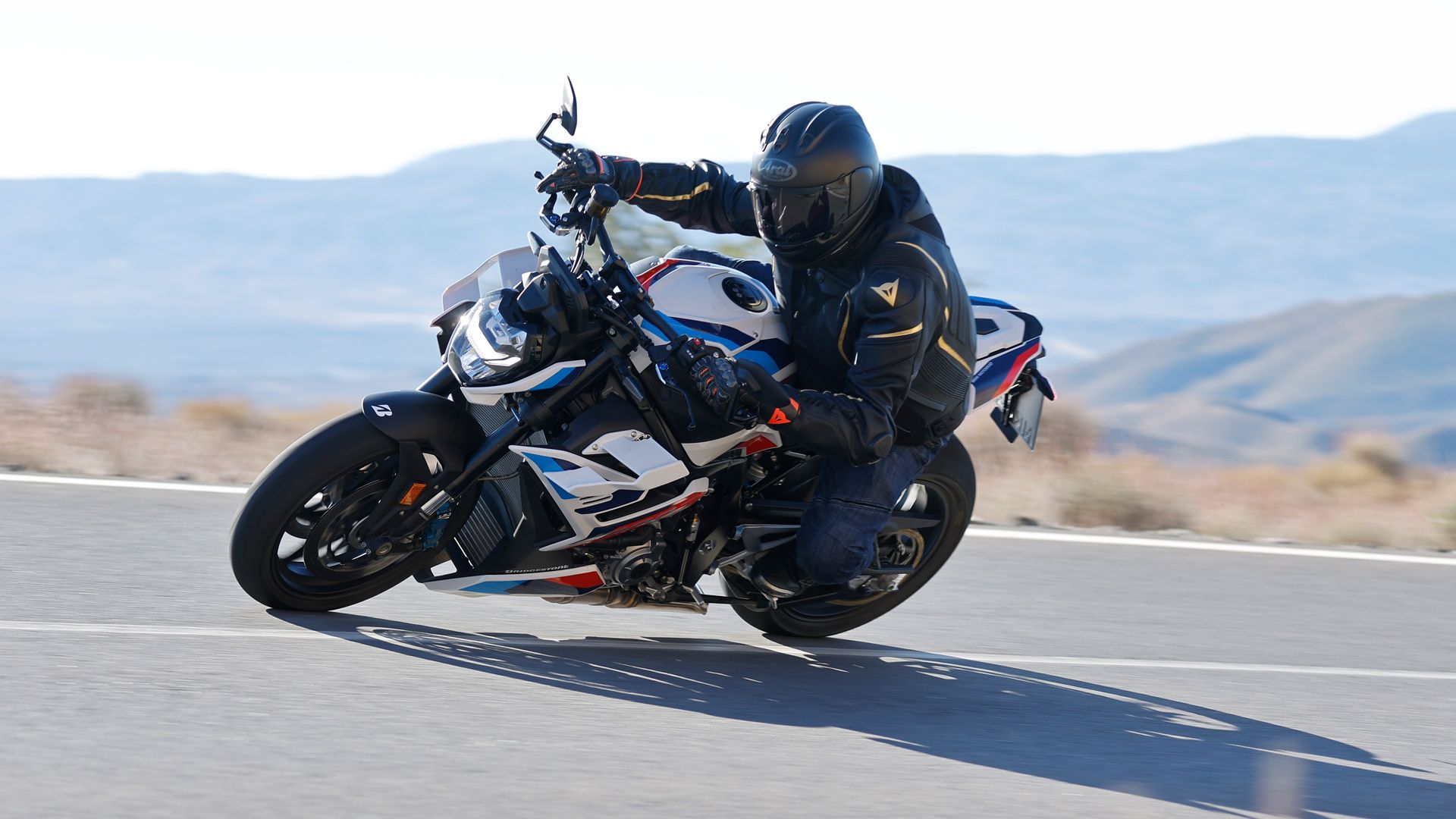 BMW M 1000 R 2023 Accion (46)