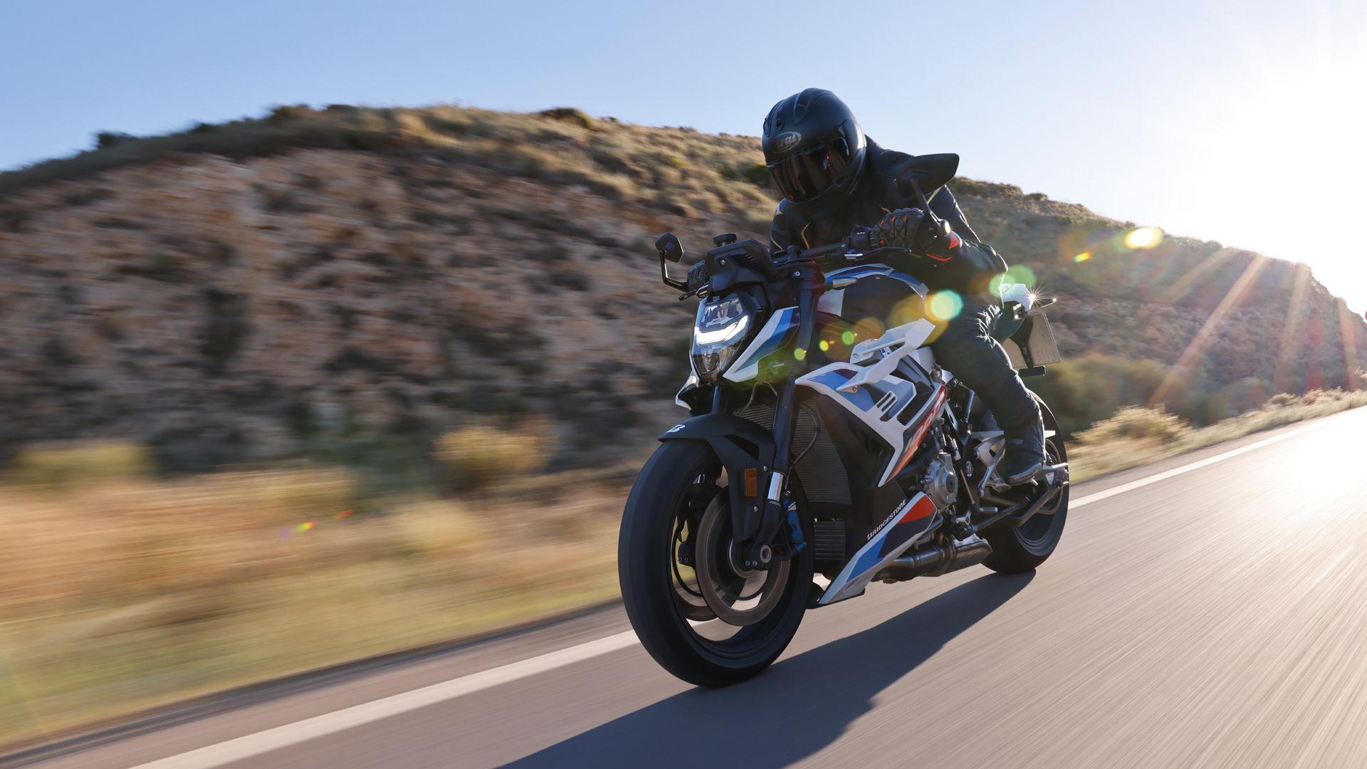 BMW M 1000 R 2023 Accion (78)