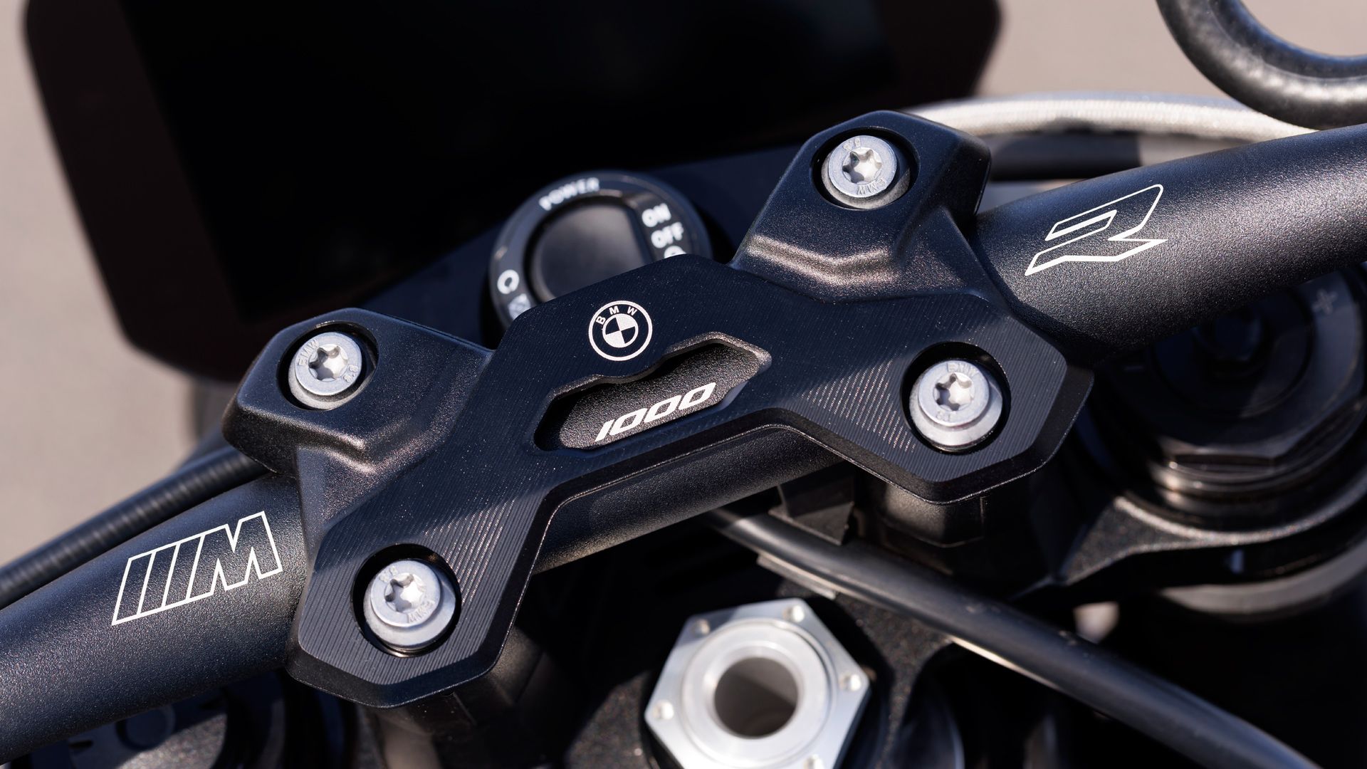 BMW M 1000 R 2023 Detalles (28)