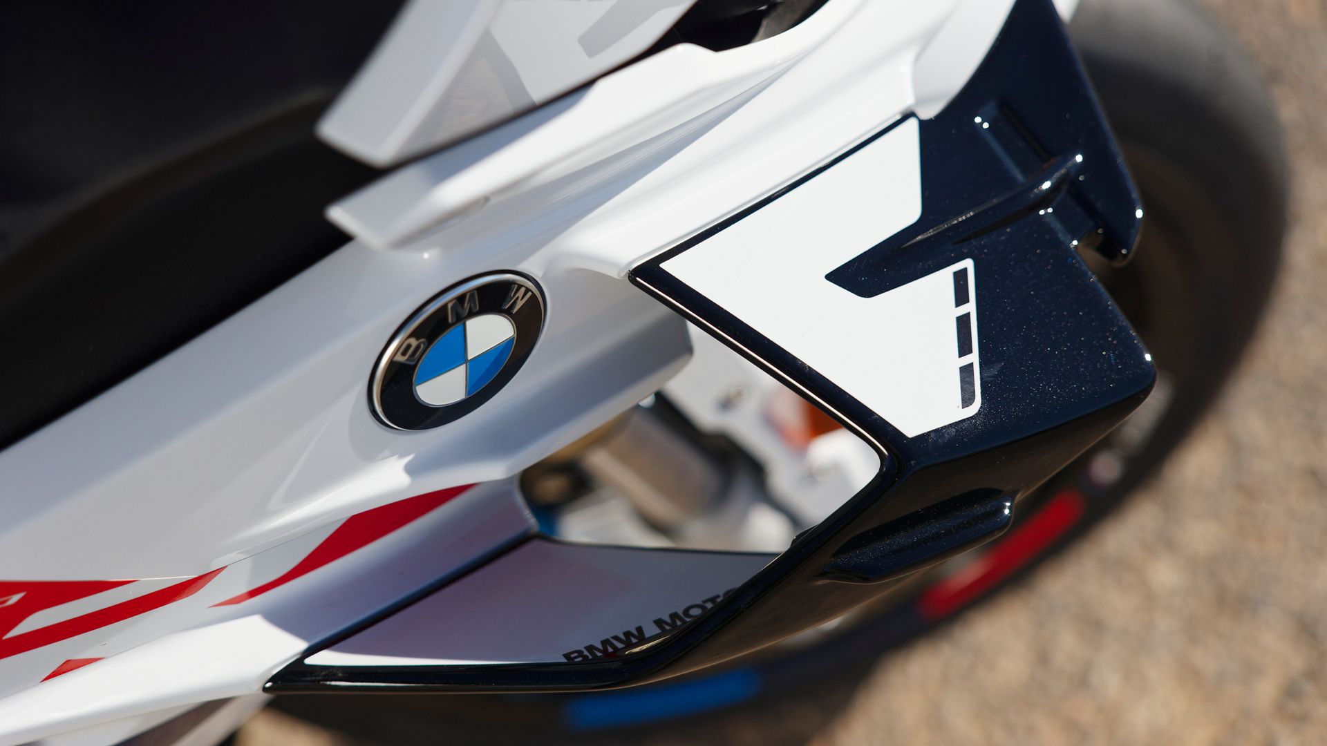 BMW S1000RR 2023 Detalles (6)