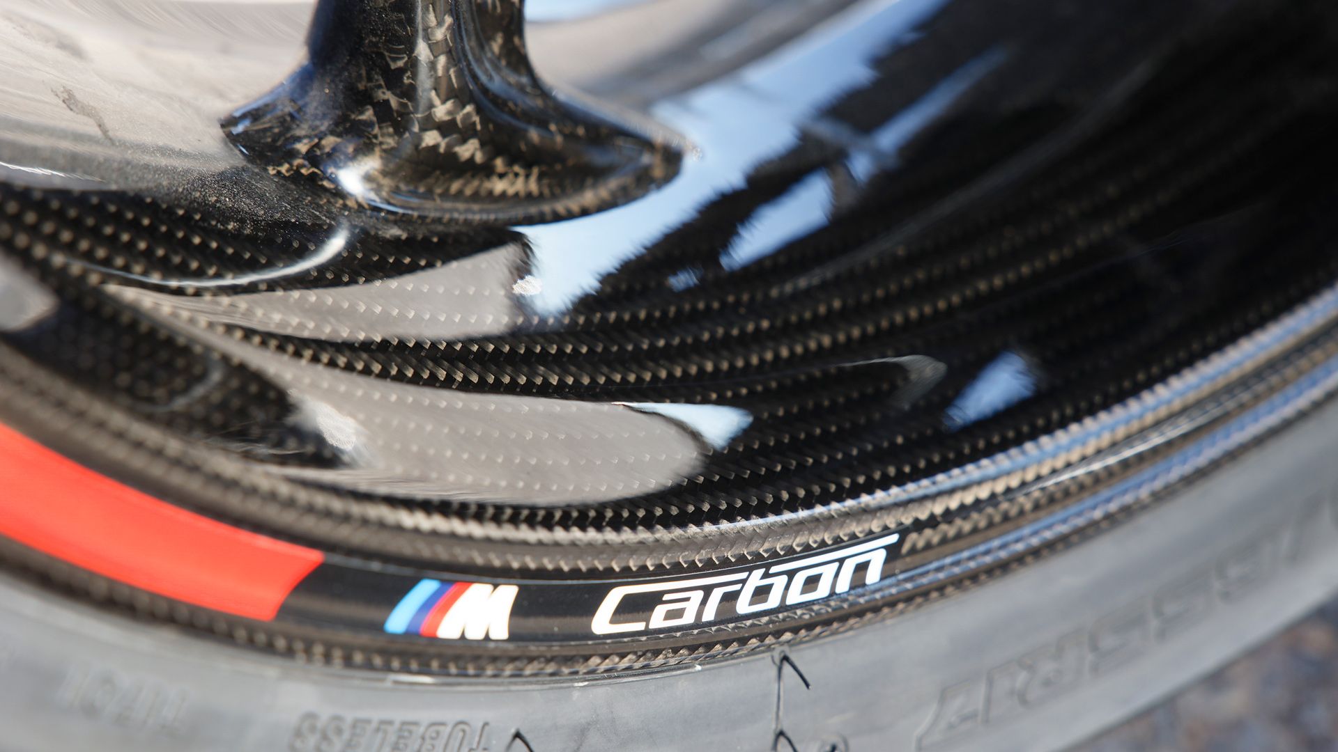 BMW S1000RR 2023 Detalles (12)