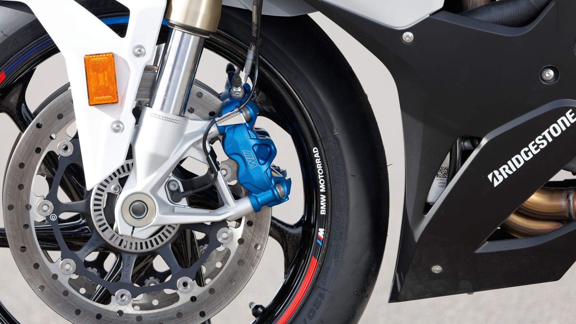 BMW S1000RR 2023 Detalles (16)