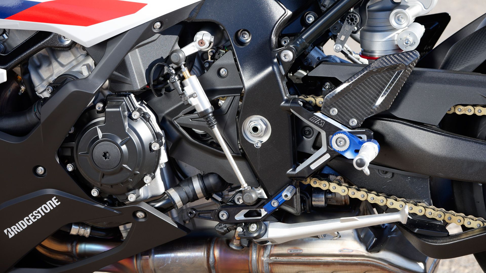 BMW S1000RR 2023 Detalles (47)
