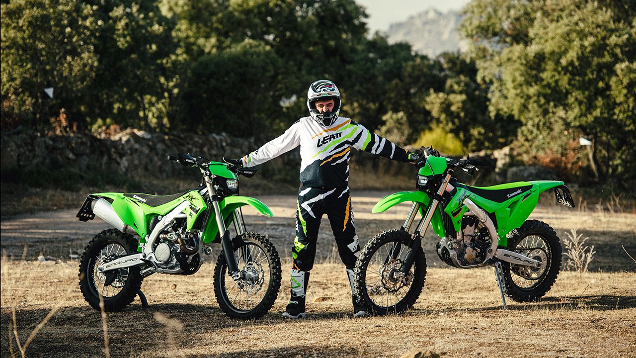 Kawasaki KL 450 X y KL 250 X Enduro.