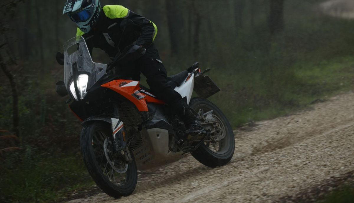 Prueba KTM 890 Adventure 2023 10 Prueba KTM 890 Adventure 2023 10