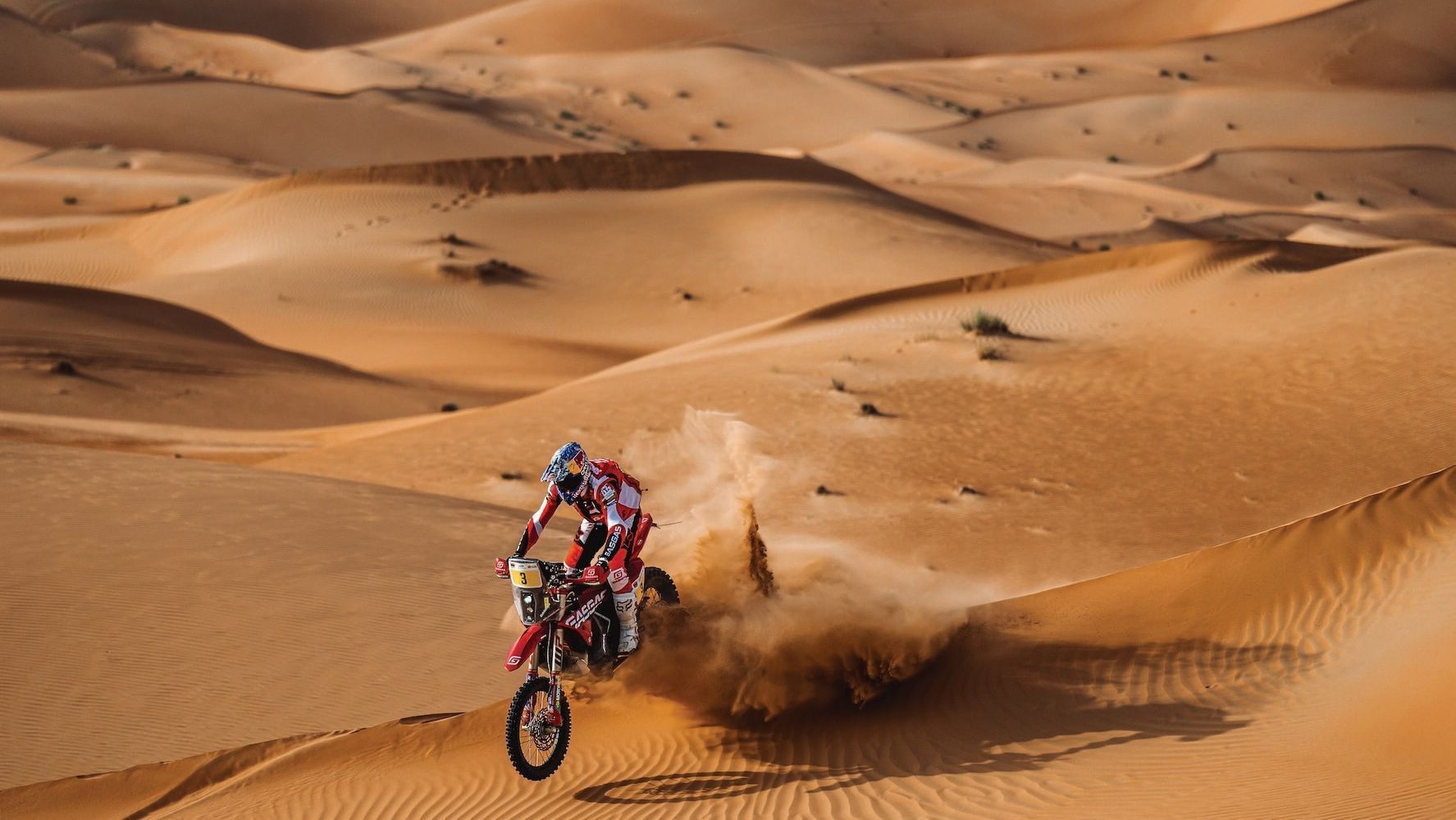 Sam Sunderland ganó su tercer Abu Dabi Desert Challenge rumbo a su título mundial de RallyGP 2022