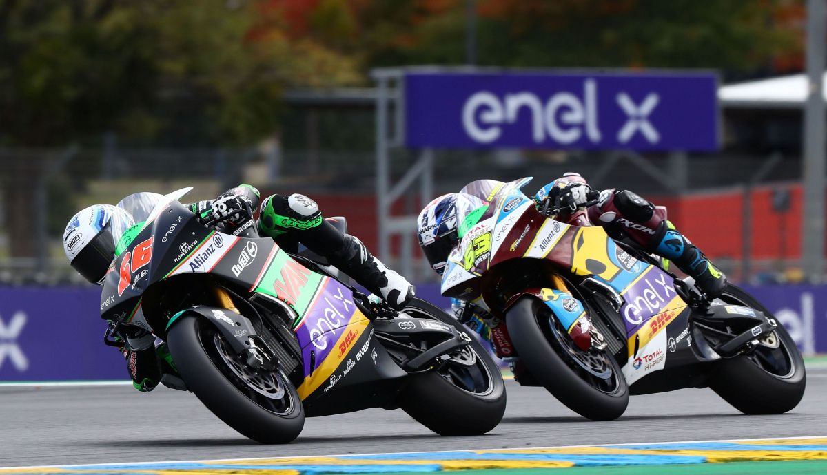Niki Tuuli se impuso a Mike Di Meglio en la última carrera de MotoE 2020 Niki Tuuli se impuso a Mike Di Meglio en la última carrera de MotoE 2020