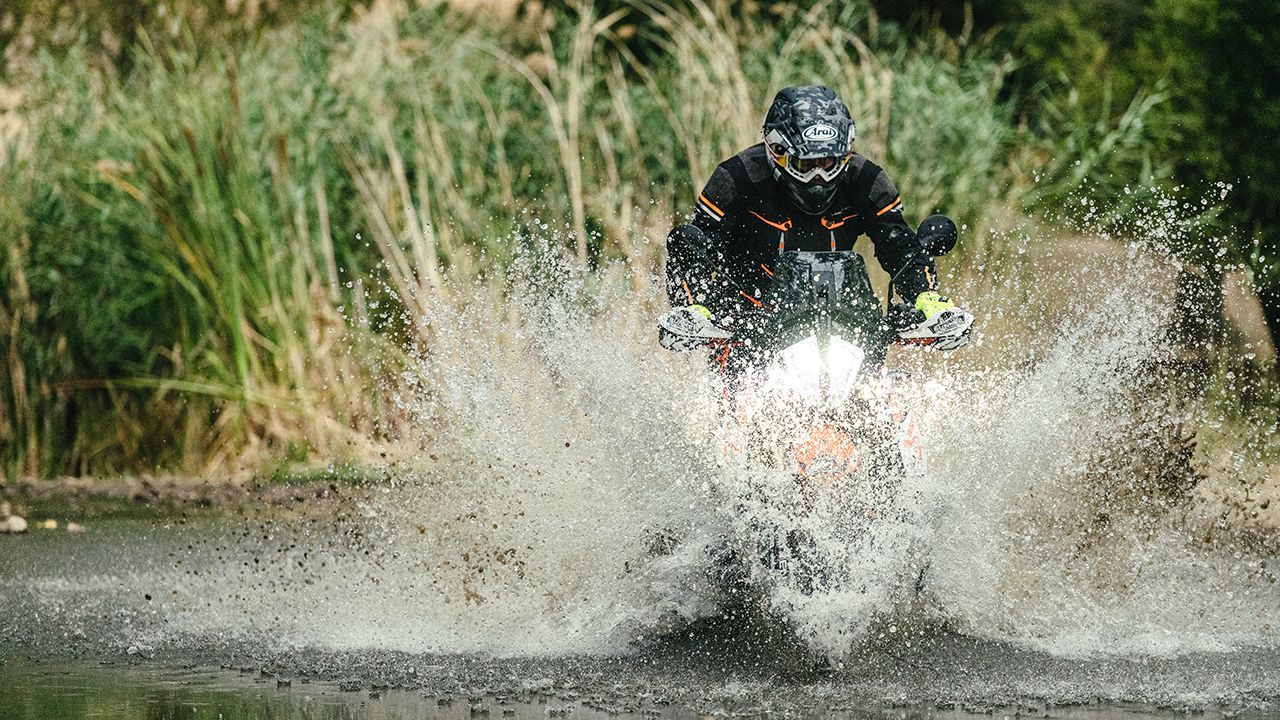 KTM 890 Adventure R Namura Bikes: preparación trail off road