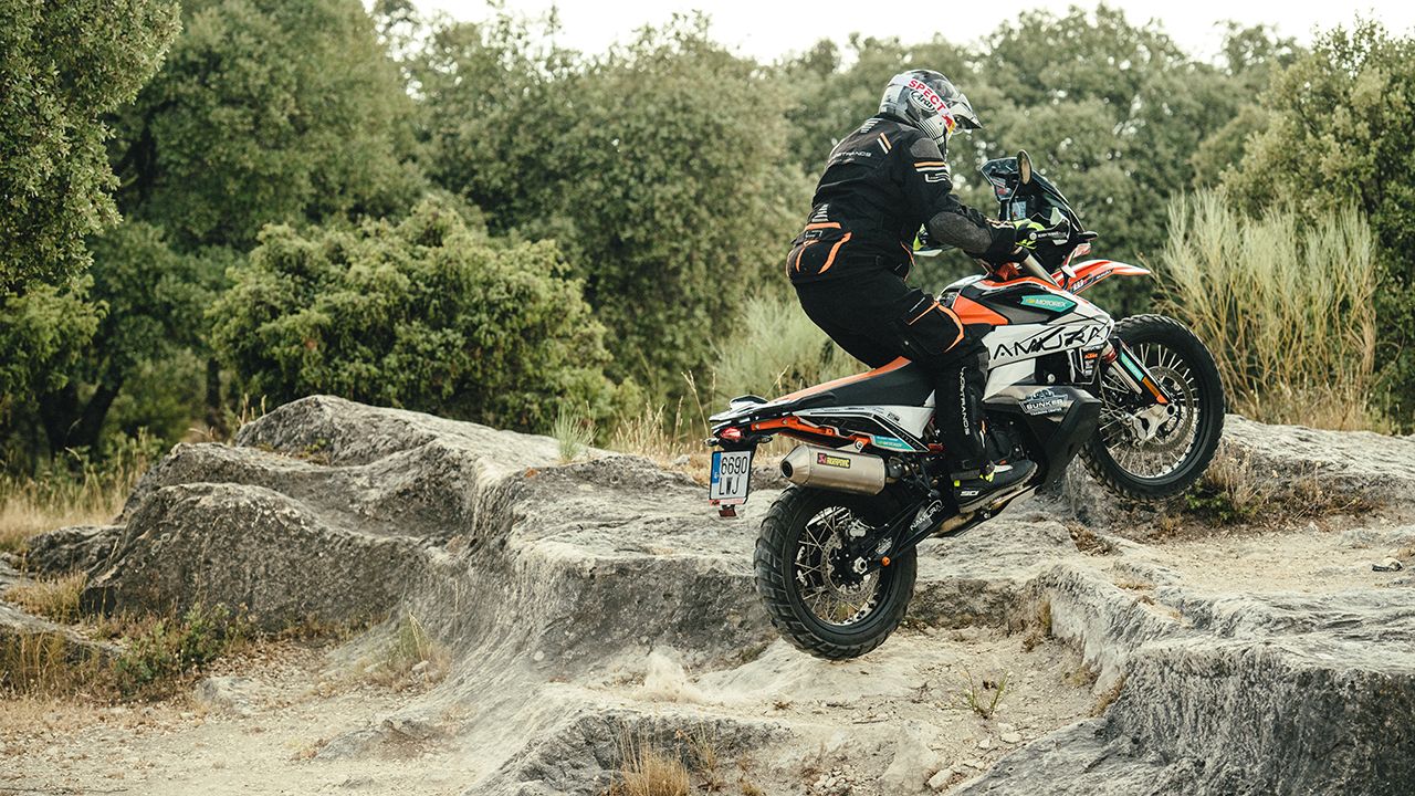 KTM 890 Adventure R Namura Bikes: preparación trail off road
